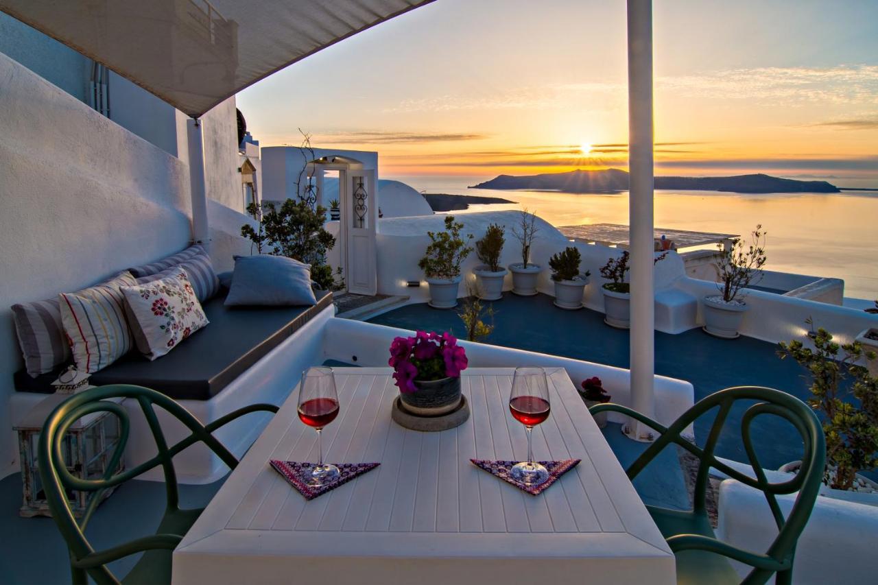 Revelis Villa & Canava Fira  Exterior photo