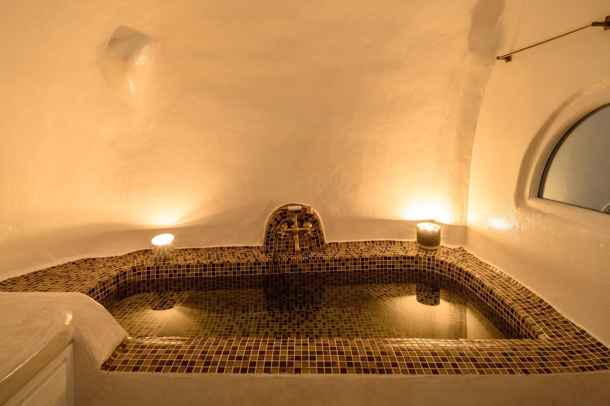 Revelis Villa & Canava Fira  Room photo