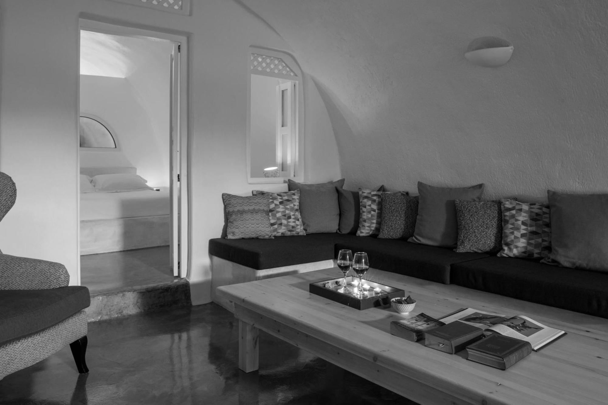 Revelis Villa & Canava Fira  Room photo