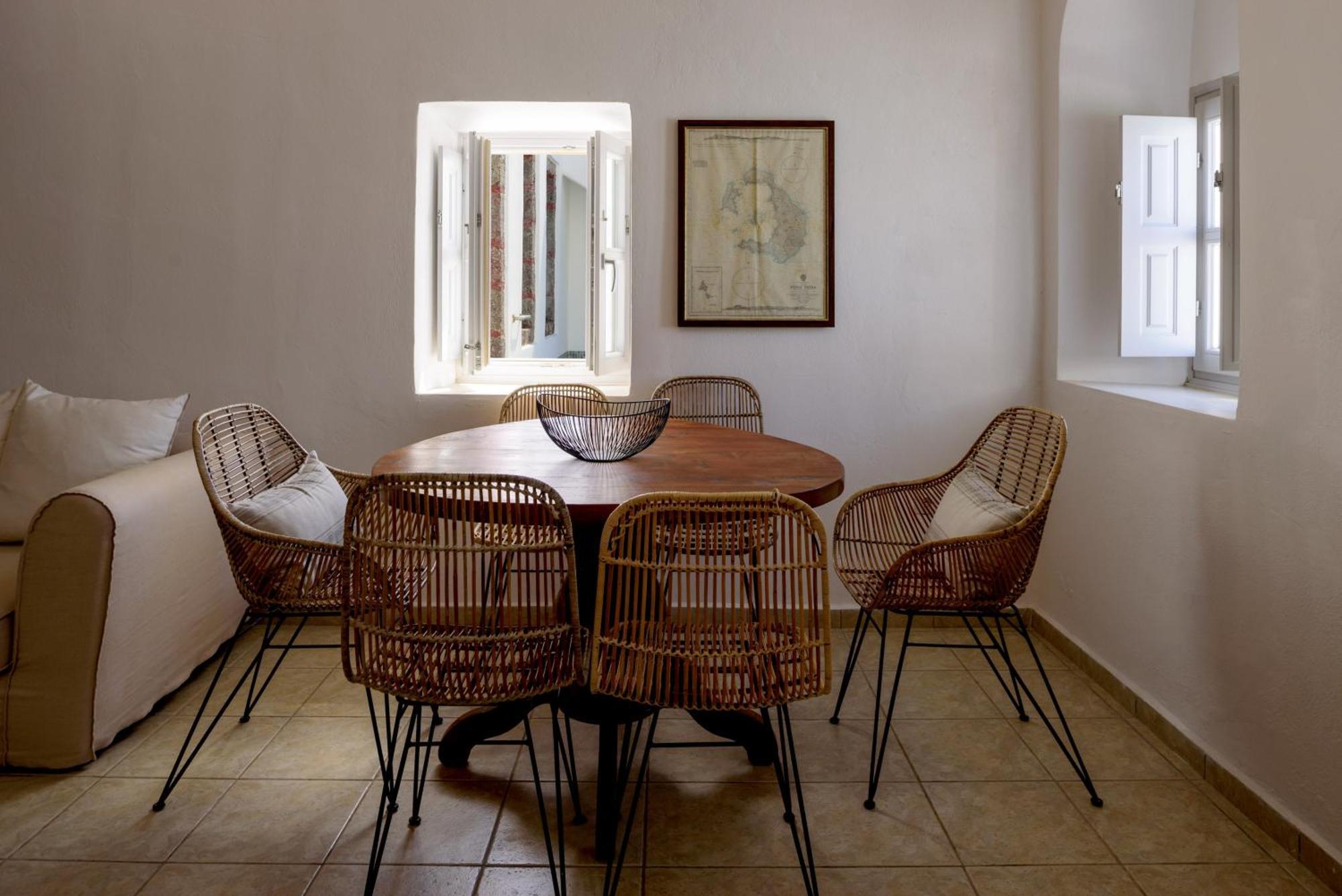 Revelis Villa & Canava Fira  Exterior photo
